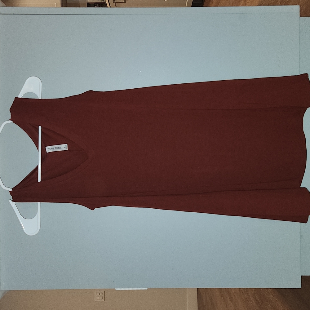 Zenana Premium Fired Brick V-Neck Sleeveless Pocket Tunic Small